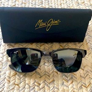 NWOT MAUI JIM BLACK PLANO SUNGLASSES
